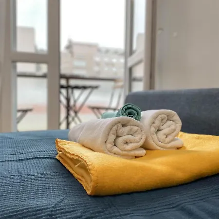 Studio 32 - Bright & New Studio At City Center * Belgrade